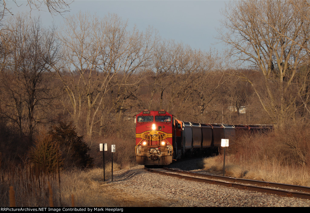 BNSF 4717